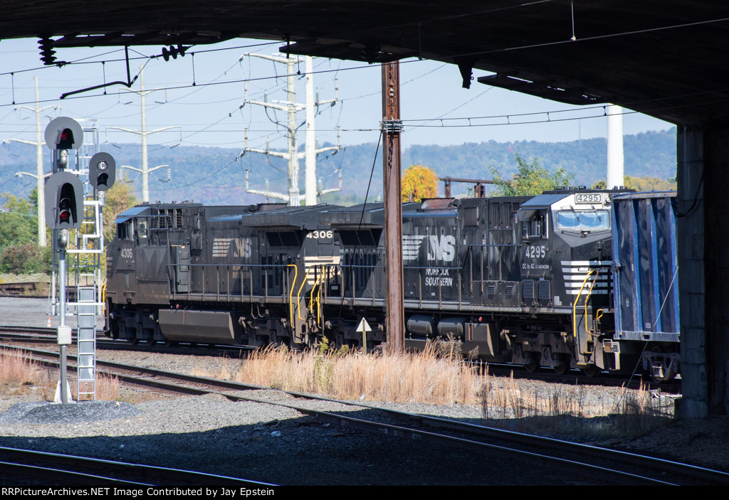 63V rolls slowly through Harrisburg